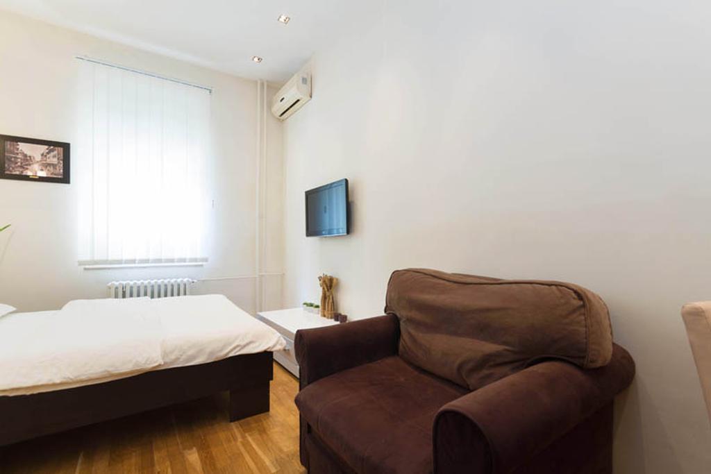 City Break Apartments Chic And Luxury Belgrád Kültér fotó