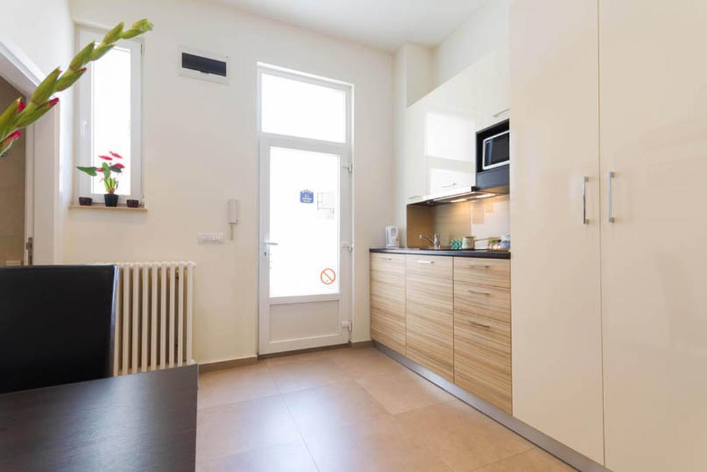 City Break Apartments Chic And Luxury Belgrád Kültér fotó