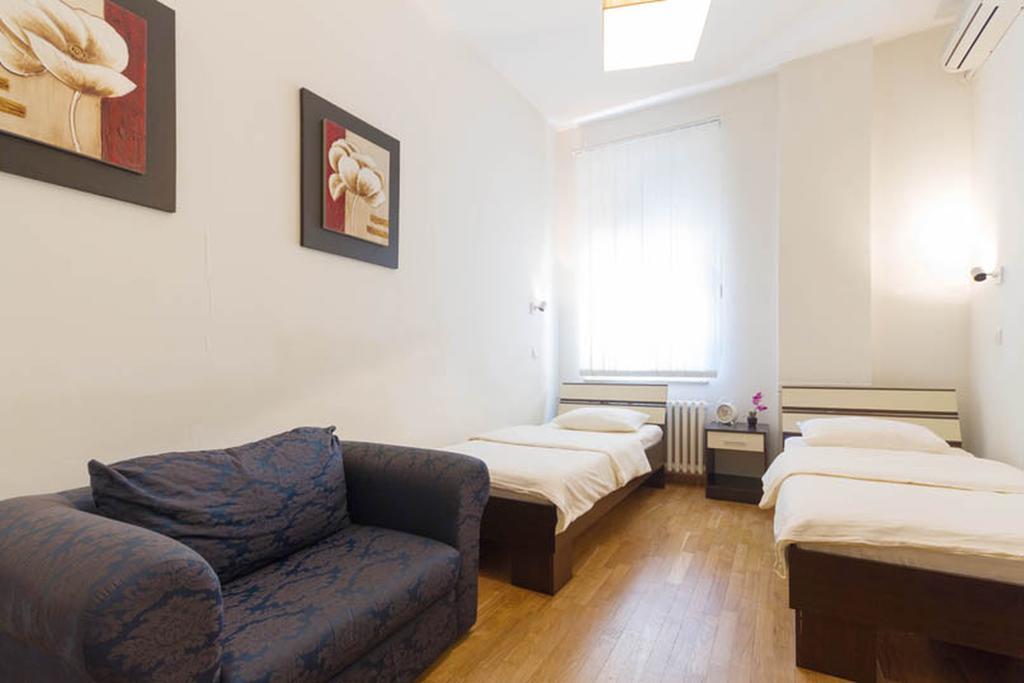 City Break Apartments Chic And Luxury Belgrád Kültér fotó